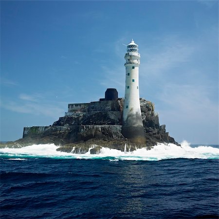 simsearch:400-05387304,k - lighthouse, Fastnet Rock, County Cork, Ireland Stock Photo - Budget Royalty-Free & Subscription, Code: 400-05899184