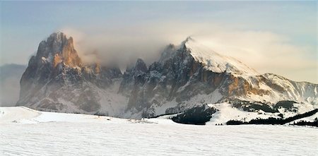 simsearch:400-05731177,k - Winter mountain landscape, Sasso Piatto in Val Gardena, Dolomiti, Italy Stock Photo - Budget Royalty-Free & Subscription, Code: 400-05891030