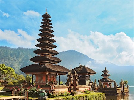 Pura Ulun Danu temple on a lake Beratan. Bali Stock Photo - Budget Royalty-Free & Subscription, Code: 400-05905446