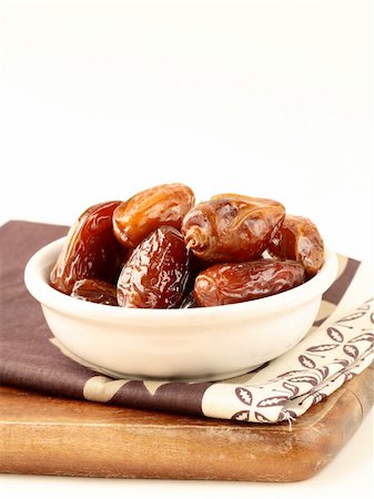 saudi arabia people - Plenty of ripped dates in white cup Stock Photo - Budget Royalty-Free & Subscription, Code: 400-05907003