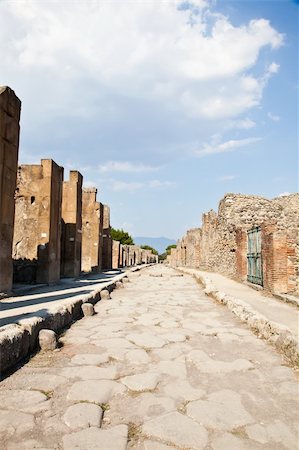 simsearch:400-05720100,k - Detail of Pompeii site. The city of was destroyed and completely buried during a long catastrophic eruption of the volcano Mount Vesuvius Stock Photo - Budget Royalty-Free & Subscription, Code: 400-05902856