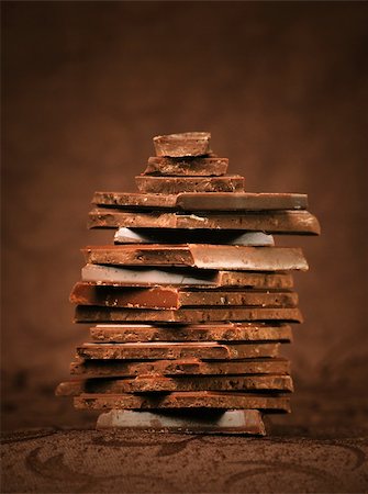 simsearch:400-05136453,k - Chocolate in beautiful brown background Stock Photo - Budget Royalty-Free & Subscription, Code: 400-05916025