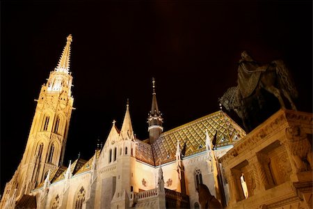 simsearch:400-07771401,k - view of Matthias church in Budapest, Hungary Photographie de stock - Aubaine LD & Abonnement, Code: 400-05911464