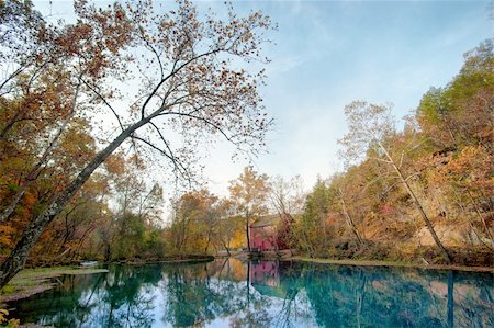 mill house at alley spring missouri in fall Stock Photo - Budget Royalty-Free & Subscription, Code: 400-05920101