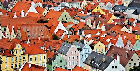 simsearch:400-06530910,k - Bird's Eye View on the Bavarian Town of Landshut, Germany Stock Photo - Budget Royalty-Free & Subscription, Code: 400-06065256