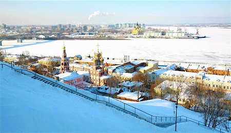 Panoramic February view  Nizhny Novgorod Russia Foto de stock - Super Valor sin royalties y Suscripción, Código: 400-06066385