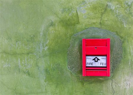 emergency alarm - Red Fire alarm on green wall Stock Photo - Budget Royalty-Free & Subscription, Code: 400-06063153