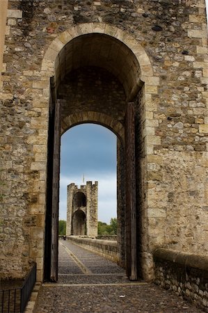 simsearch:400-05193127,k - details of medieval town of Besalu with big bridge, Catalonia. Spain Stock Photo - Budget Royalty-Free & Subscription, Code: 400-06089140
