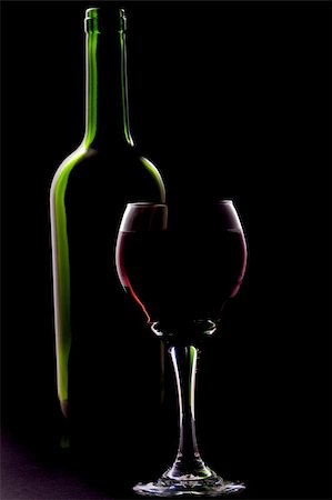 simsearch:400-04226436,k - Wine on black background Stock Photo - Budget Royalty-Free & Subscription, Code: 400-06091124