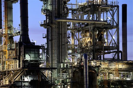 Refinery at night Stock Photo - Budget Royalty-Free & Subscription, Code: 400-06104464