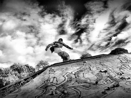 at the leeds city skate park Stock Photo - Budget Royalty-Free & Subscription, Code: 400-06126994