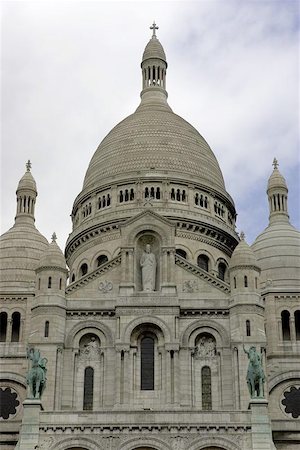 statues on building top - Sacre-coeur, montmartre, paris, france Stock Photo - Budget Royalty-Free & Subscription, Code: 400-06129531