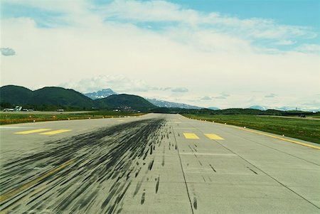 skid marks - Runaway at Bodø Airport Stock Photo - Budget Royalty-Free & Subscription, Code: 400-06130615