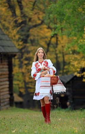 Portrait of beautiful young woman in Ukrainian costume Stock Photo - Budget Royalty-Free & Subscription, Code: 400-06141757