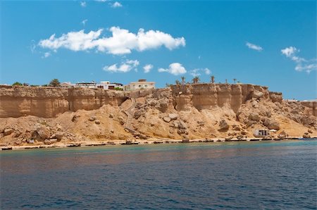 papik (artist) - Country houses on the rocky coast of the Red Sea Stock Photo - Budget Royalty-Free & Subscription, Code: 400-06142130