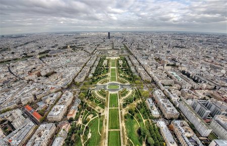 simsearch:400-04564562,k - aerial wide view of Paris from Eiffel tower Stock Photo - Budget Royalty-Free & Subscription, Code: 400-06176893