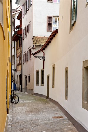 simsearch:400-06530910,k - Narrow Alley with Old Buildings in Swiss City of Lucerne Stock Photo - Budget Royalty-Free & Subscription, Code: 400-06332633