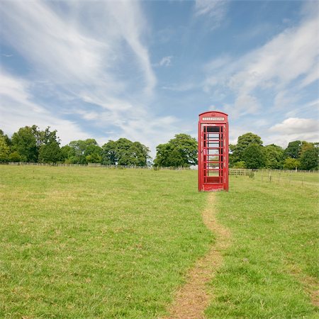 red call box - A British Telephone Booth Standing Alone in the Countryside Stock Photo - Budget Royalty-Free & Subscription, Code: 400-06388850