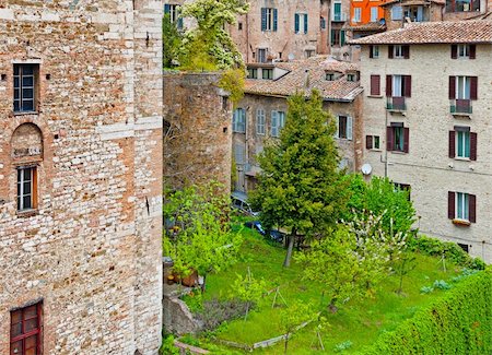 simsearch:400-06530910,k - View to Historic Center City of Perugia, Italy Stock Photo - Budget Royalty-Free & Subscription, Code: 400-06394699