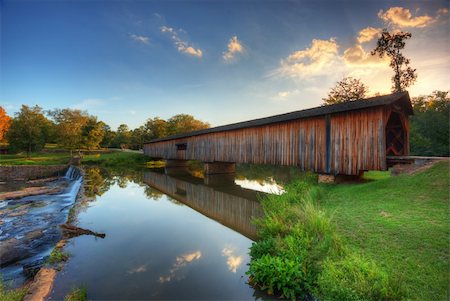 Old covered bridge in Watson Mill State Park, Georgia, USA. Stock Photo - Budget Royalty-Free & Subscription, Code: 400-06391614