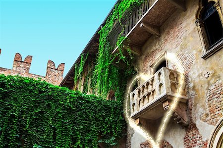 A view of the balcony of romeo and juliet in verona - italy Stock Photo - Budget Royalty-Free & Subscription, Code: 400-06426388