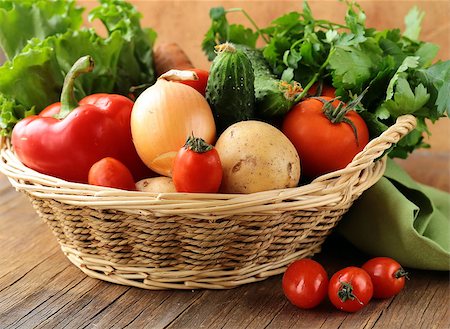 simsearch:400-06864386,k - fresh vegetables and herbs mix in a wicker basket Stock Photo - Budget Royalty-Free & Subscription, Code: 400-06485485