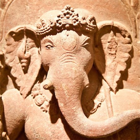 elephant god - Tipical iconic statue of Induism religion, Ganesh (also said Ganesha) Stock Photo - Budget Royalty-Free & Subscription, Code: 400-06515696