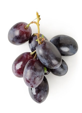 simsearch:400-06923729,k - Dark blue grapes isolated on a white background Stock Photo - Budget Royalty-Free & Subscription, Code: 400-06526142