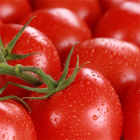 Macro shot of fresh tomatoes with water drops Stock Photo - Budget Royalty-Free & Subscription, Code: 400-06687890