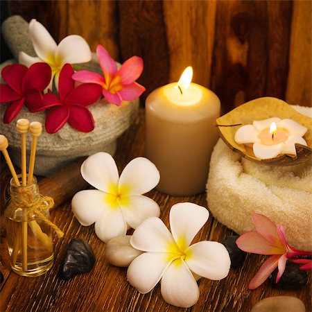 plumeria - Outdoor spa massage setting at sunset with candlelight. Stock Photo - Budget Royalty-Free & Subscription, Code: 400-06698007