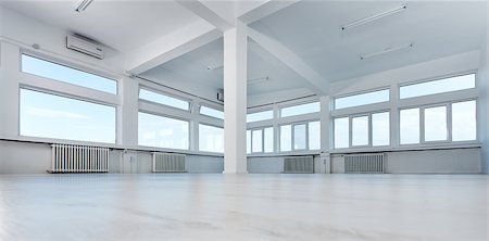 empty room interior view - Empty office space with large windows Photographie de stock - Aubaine LD & Abonnement, Code: 400-06691773