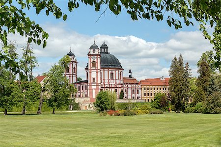 Famous Baroque chateau Jaromerice nad Rokytnou, Czech Republic Stock Photo - Budget Royalty-Free & Subscription, Code: 400-06741066
