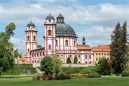 Famous Baroque chateau Jaromerice nad Rokytnou, Czech Republic Stock Photo - Budget Royalty-Free & Subscription, Code: 400-06741067