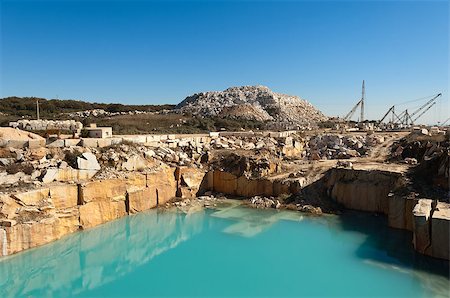 Marble quarry in the region of Borba, Alentejo, Portugal Foto de stock - Super Valor sin royalties y Suscripción, Código: 400-06742153