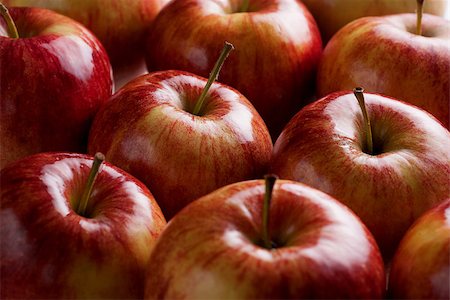 simsearch:400-06923729,k - Harvest Red Apples Stock Photo - Budget Royalty-Free & Subscription, Code: 400-06742165