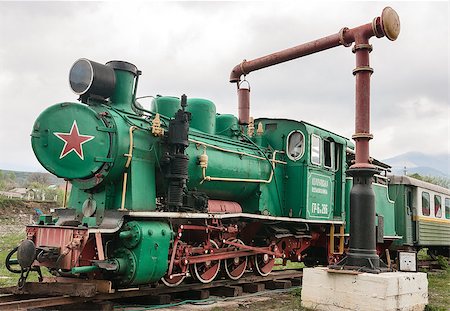 simsearch:400-04992228,k - Retro steam locomotive. Carpathians, Ukraine Foto de stock - Super Valor sin royalties y Suscripción, Código: 400-06759687