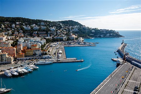 french riviera - Aerial View on Port of Nice and Luxury Yachts, French Riviera, France Foto de stock - Super Valor sin royalties y Suscripción, Código: 400-06750586
