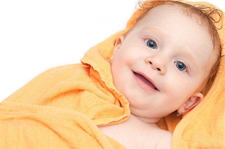 simsearch:400-04071604,k - Cute Baby Girl After Bath - In Orange Towel Stock Photo - Budget Royalty-Free & Subscription, Code: 400-06788212