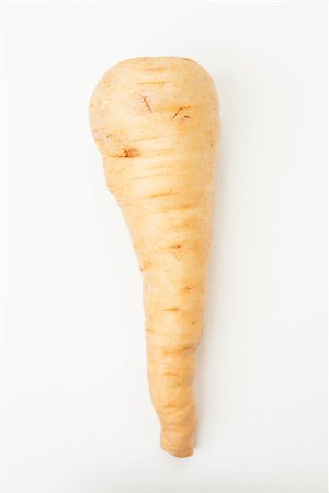 simsearch:400-06864386,k - Parsnip on white background Stock Photo - Budget Royalty-Free & Subscription, Code: 400-06864387