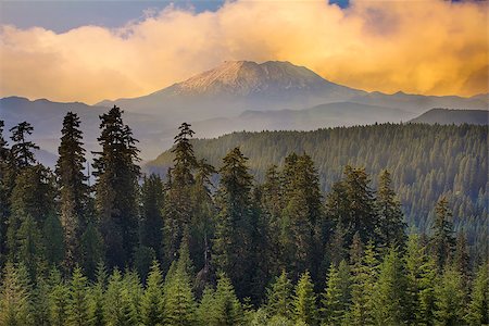 Sunset with Clouds Over Mount St Helens in Washington State Landscape Stock Photo - Budget Royalty-Free & Subscription, Code: 400-06881147