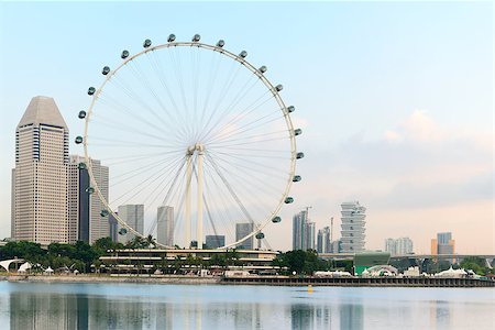 simsearch:400-08403714,k - Singapore Flyer - the Largest Ferris Wheel in the World Stock Photo - Budget Royalty-Free & Subscription, Code: 400-06919669