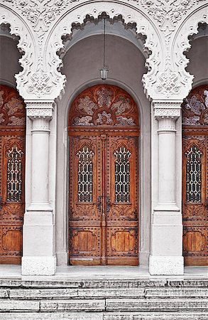 simsearch:400-07217858,k - Ancient wooden doors - the entrance to the temple Stock Photo - Budget Royalty-Free & Subscription, Code: 400-06948773