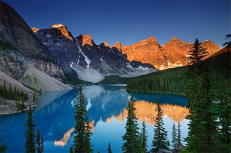 Moraine Lake, Banff Stock Photo - Budget Royalty-Free & Subscription, Code: 400-07044714