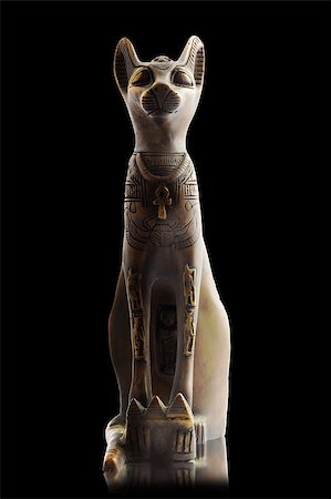 egypt vintage - An Egyptian cat with black background and reflective floor Stock Photo - Budget Royalty-Free & Subscription, Code: 400-07048783