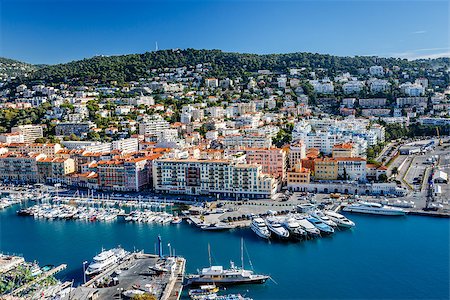 french riviera - Aerial View on Port of Nice and Luxury Yachts, French Riviera, France Foto de stock - Super Valor sin royalties y Suscripción, Código: 400-07040937