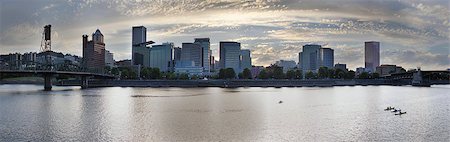 simsearch:400-07424733,k - Kayaking Along the Willamette River in Portland Oregon Downtown Waterfront Panorama Stock Photo - Budget Royalty-Free & Subscription, Code: 400-07043756