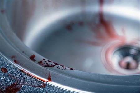 simsearch:400-04807287,k - Close-up shot of blood on kitchen sink, Halloween or crime theme Stock Photo - Budget Royalty-Free & Subscription, Code: 400-07055015