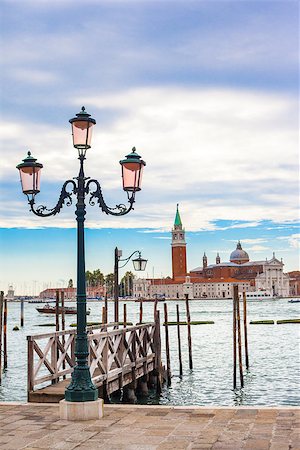 simsearch:400-08093706,k - Old street lantern in Venice with the isle of San Giorgio Maggiore in the background Stock Photo - Budget Royalty-Free & Subscription, Code: 400-07061337