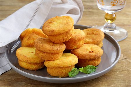 cheese mini muffins with pumpkin and orange Stock Photo - Budget Royalty-Free & Subscription, Code: 400-07062611