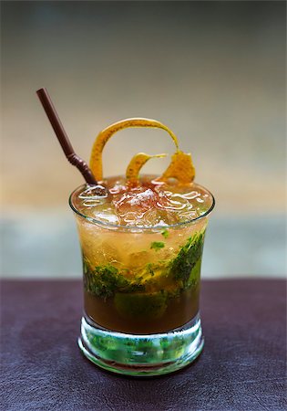 food specialist - mojito rum alcoholic cocktail drink Stock Photo - Budget Royalty-Free & Subscription, Code: 400-07091767